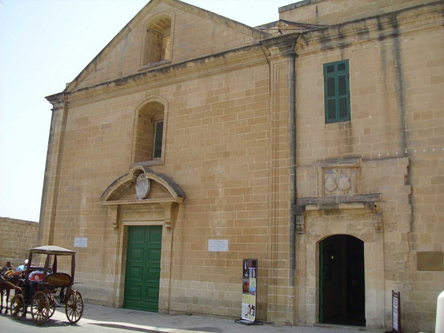 old Sacra Infermeria, Valletta, Malta - 04.JPG